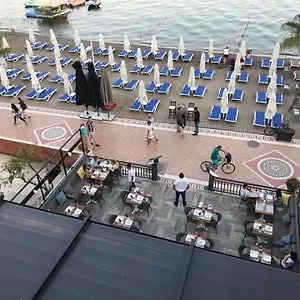 La - La Beiurut Hotel