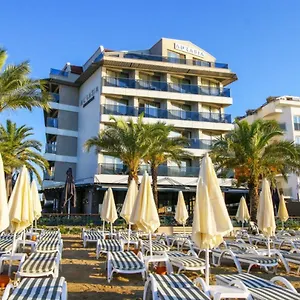 Aurasia Hotel